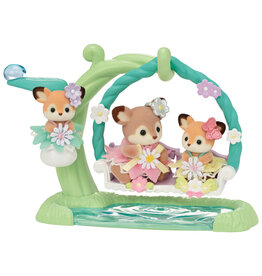Calico Critters Calico Critters Deer Babies Floral Swing Set