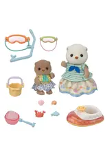 Calico Critters Sea Otter Sisters Splashy Snorkel Set