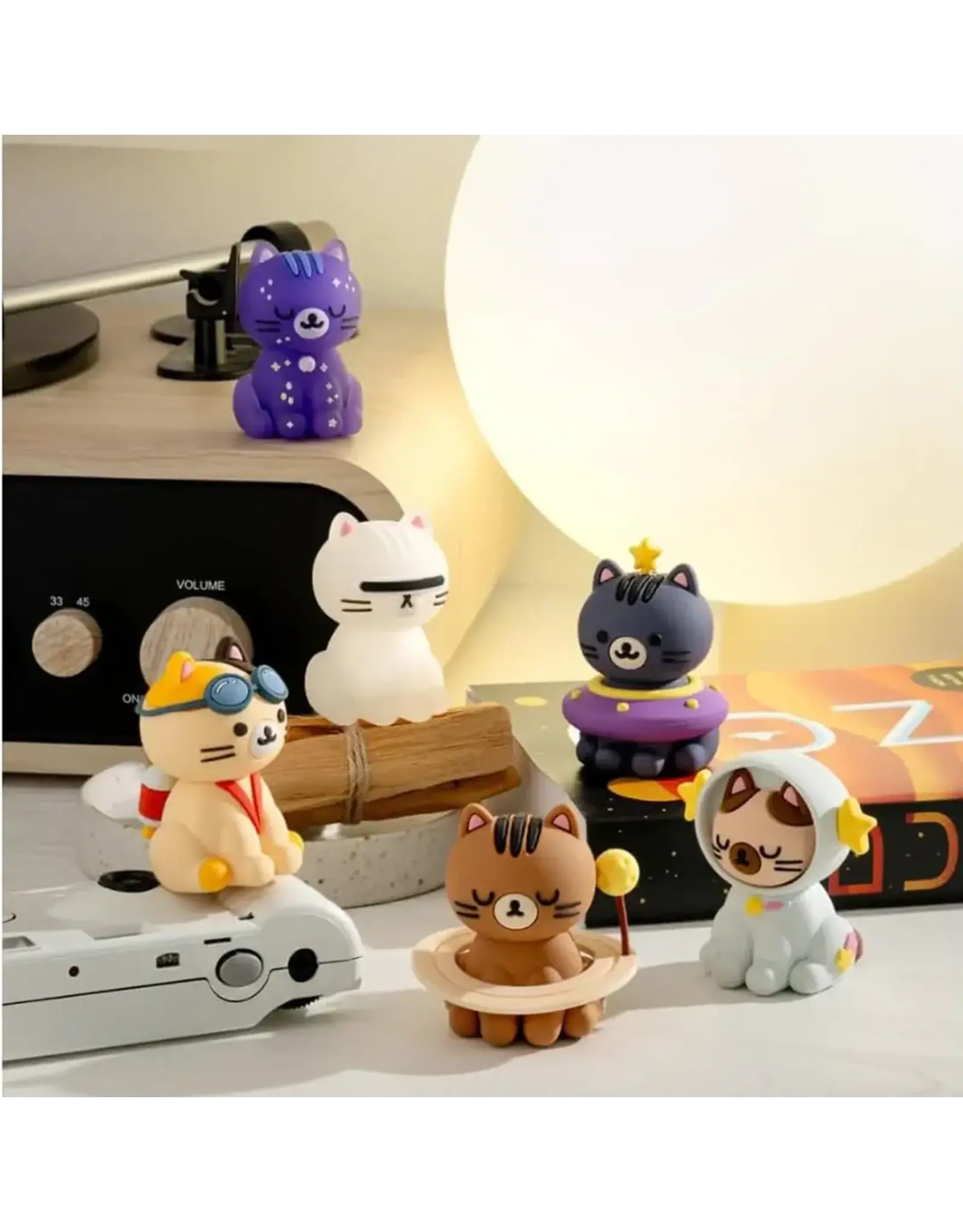 Smoko Astro Cats Blind Box Figure