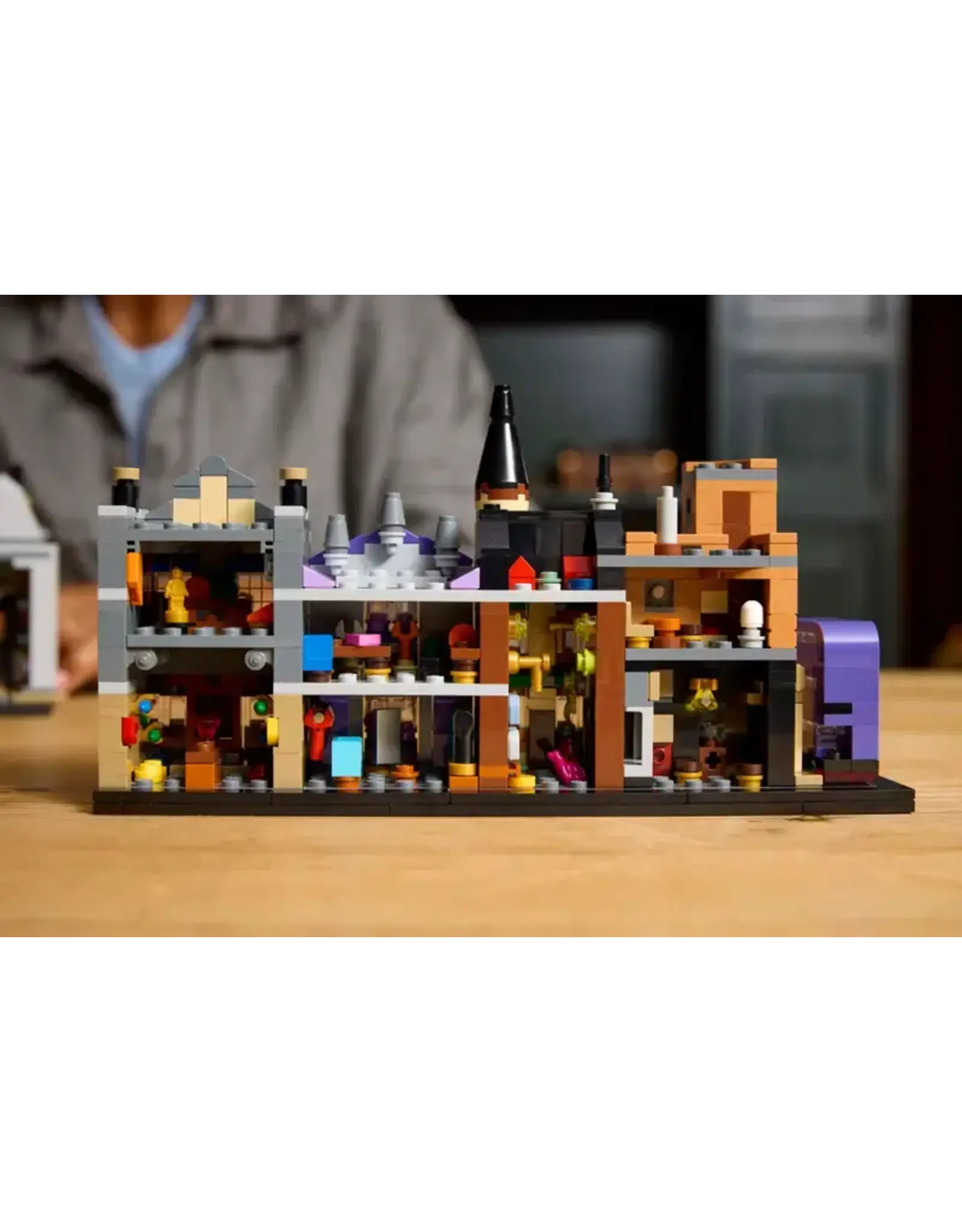 LEGO LEGO Harry Potter Diagon Alley Wizarding Shops