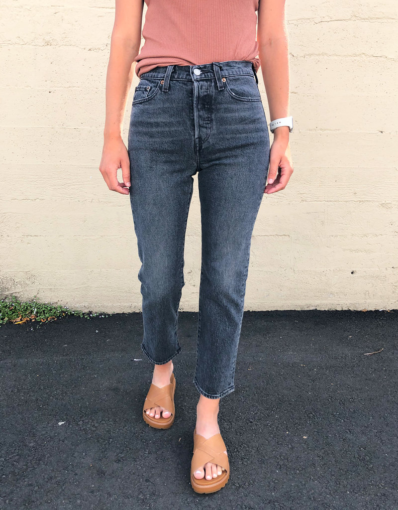 wedgie fit straight levis