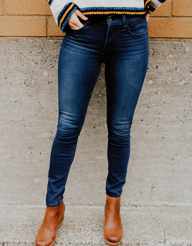 levis skinny 311
