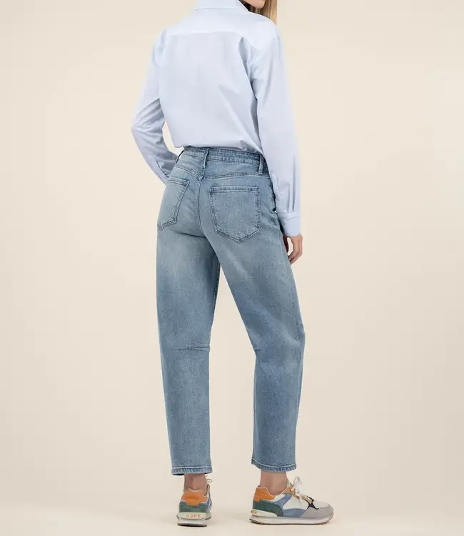 Kut from the Kloth Ashley HR Barrel Leg, Decency