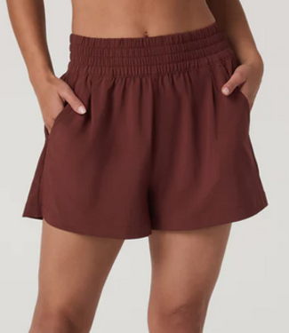 Vuori Villa Short, BNS
