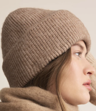 ZSupply Glacier Beanie, Heathered Camel