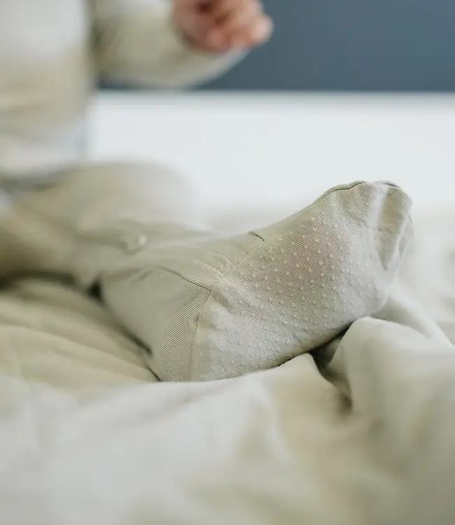 Mebie Baby Bamboo Footed Zipper, Oatmeal