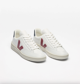 Veja V-12 Leather