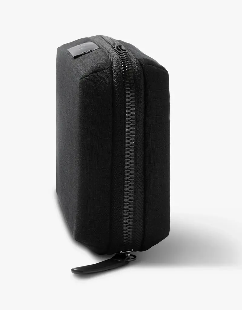 Bellroy Tech Kit Compact Black