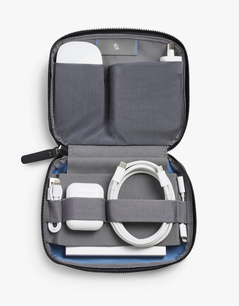 Bellroy Tech Kit Compact Black
