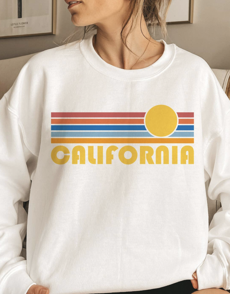 Hey Mountains California Retro Sunrise Crewneck