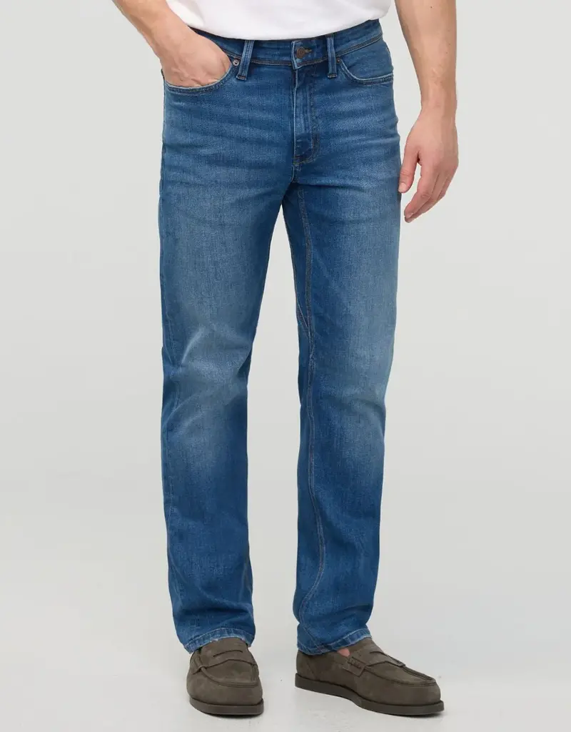 Duer Performance Denim Straight Leg