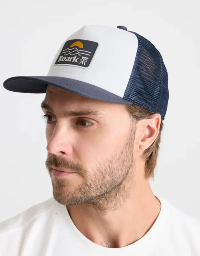 Roark Station Trucker Tricamp Black