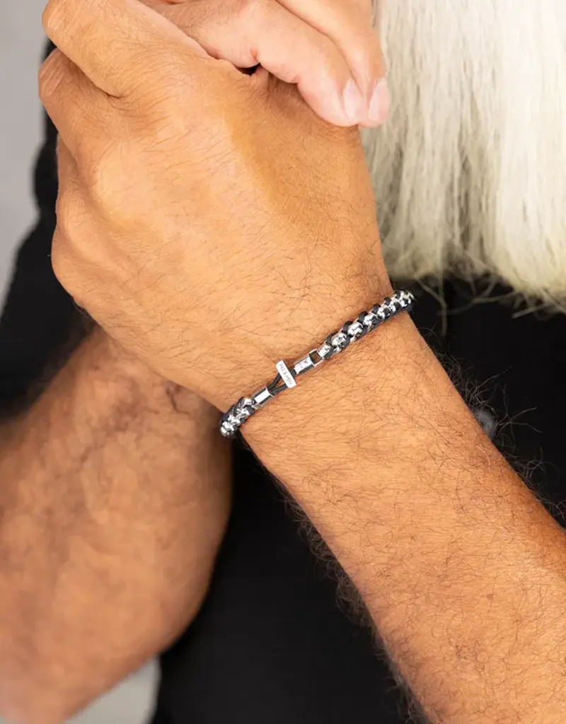 Pig & Hen Catena Venetian