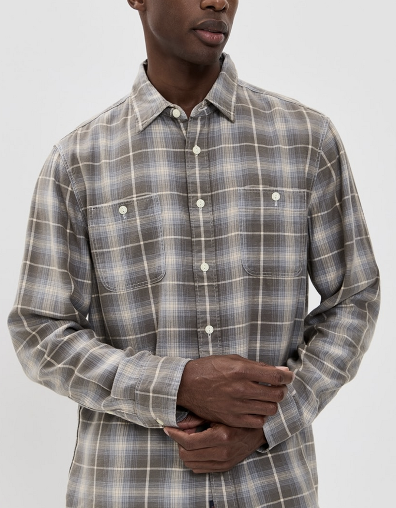 Faherty The Tried and True Chamray Workshirt