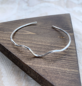 Pliers and String Liquid Cuff