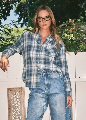 Aaron & Amber Super Soft Washed Cotton Plaid Shirt