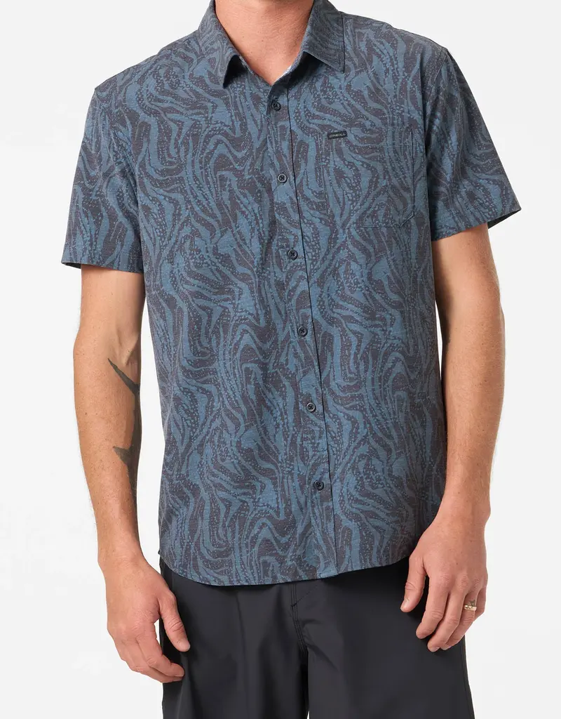 O'Neill Trvlr UPF Traverse Standard SS Woven Shirt