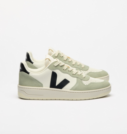 Veja V-10 Leather