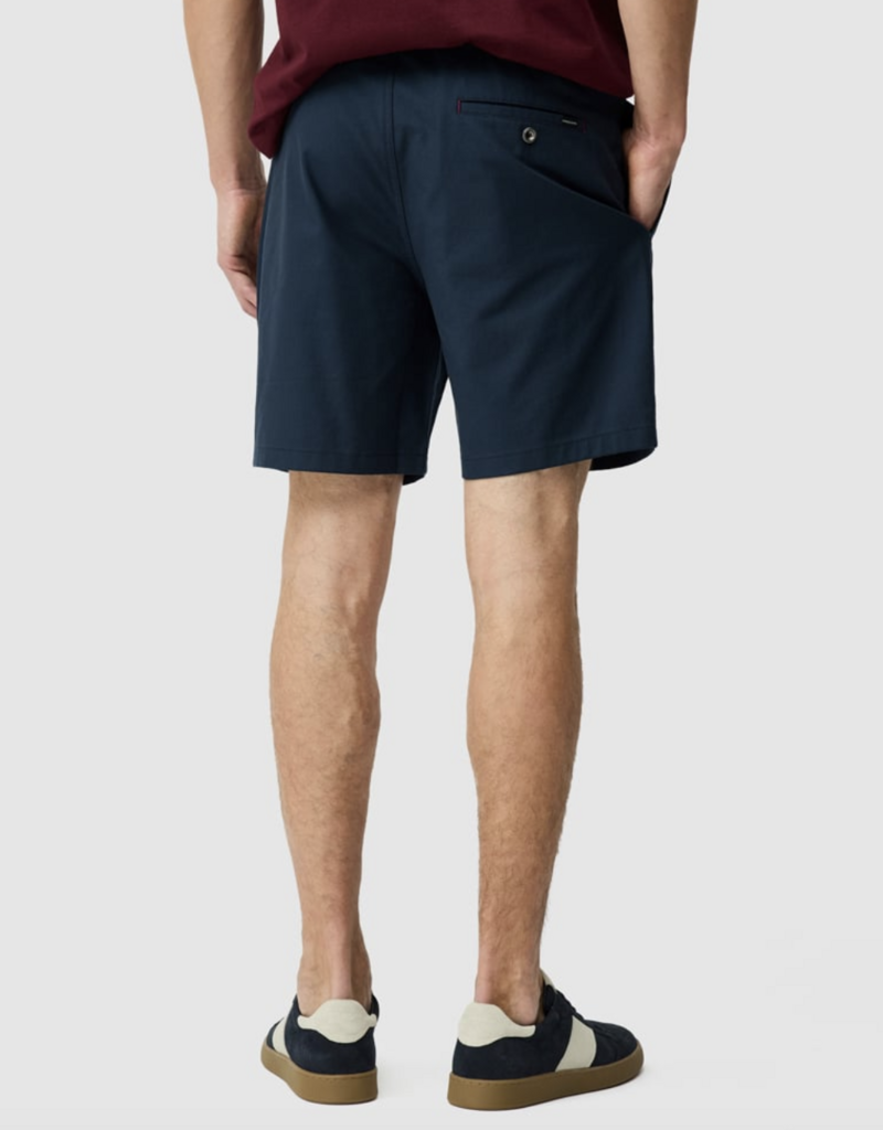 Rodd & Gunn Gunn 7" Resort Short