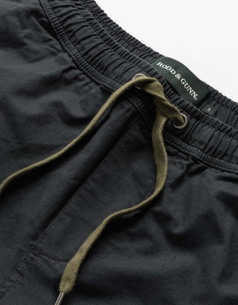 Rodd & Gunn Gunn 7" Resort Short