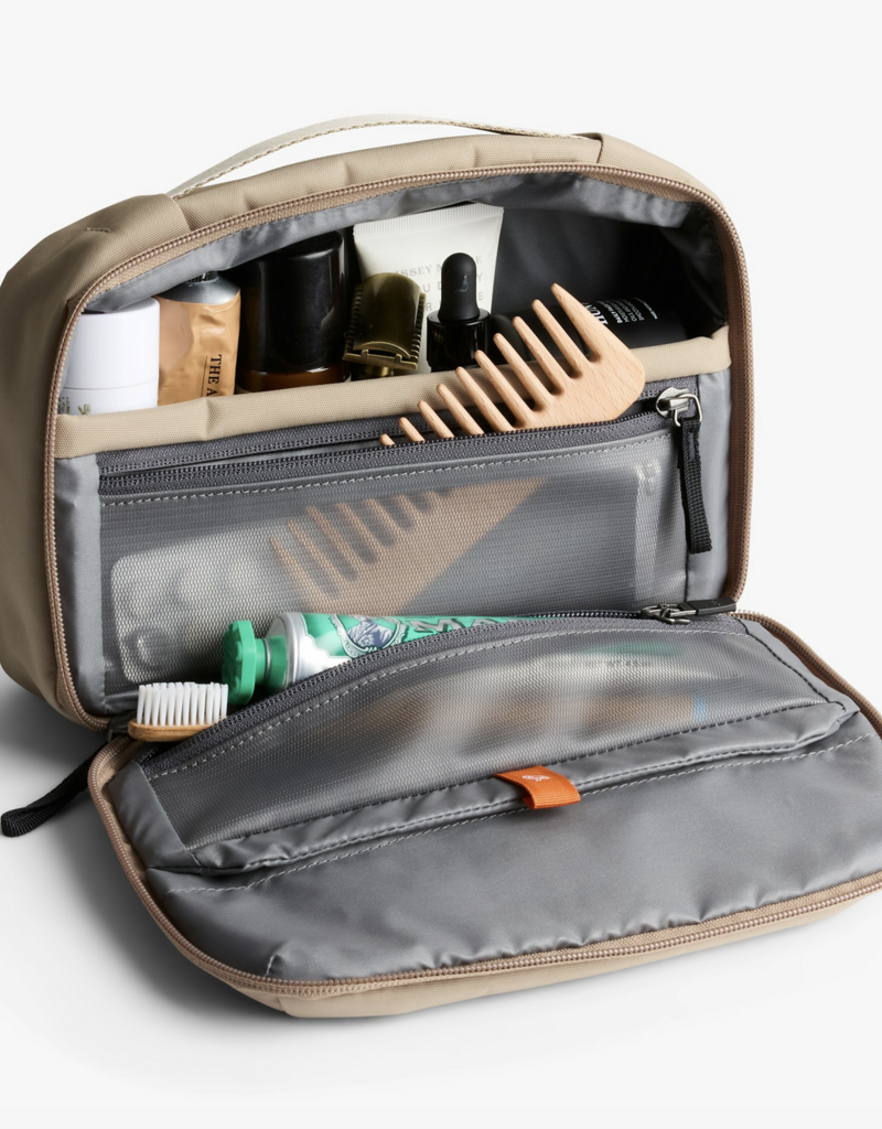 Bellroy Hanging Toiletry Kit