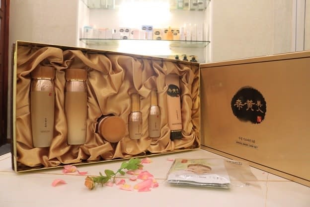 SOOSUL SS GINSENG MOISTURE 6 PCS ANTI-AGING REJENUVATING FULL SET (#2) - BỘ KEM   NẤM THƯỢNG HOÀNG 6 LOẠI TRẺ HÓA, GIÚP SĂN CHẮC DA VỚI CHIẾT XUẤT NHÂN SÂM HÀN QUỐC