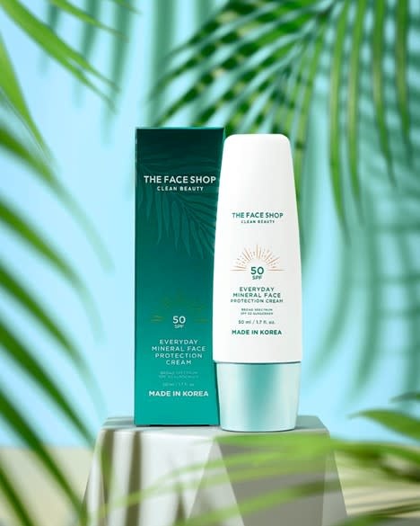 THE FACE SHOP TF NATURAL ECO NO SHINE HYDRATING SUNSCREEN  SPF50+ (50ML) - KEM CHỐNG NẮNG HÀN QUỐC - KHÔNG GÂY BÓNG, DƯỠNG ẨM CHO DA SPF50+