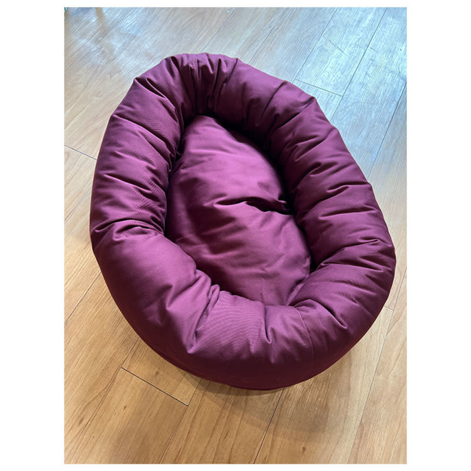 Aviva Designs Ltd. Aviva Designs - Lit Donut Ovale - Cerise