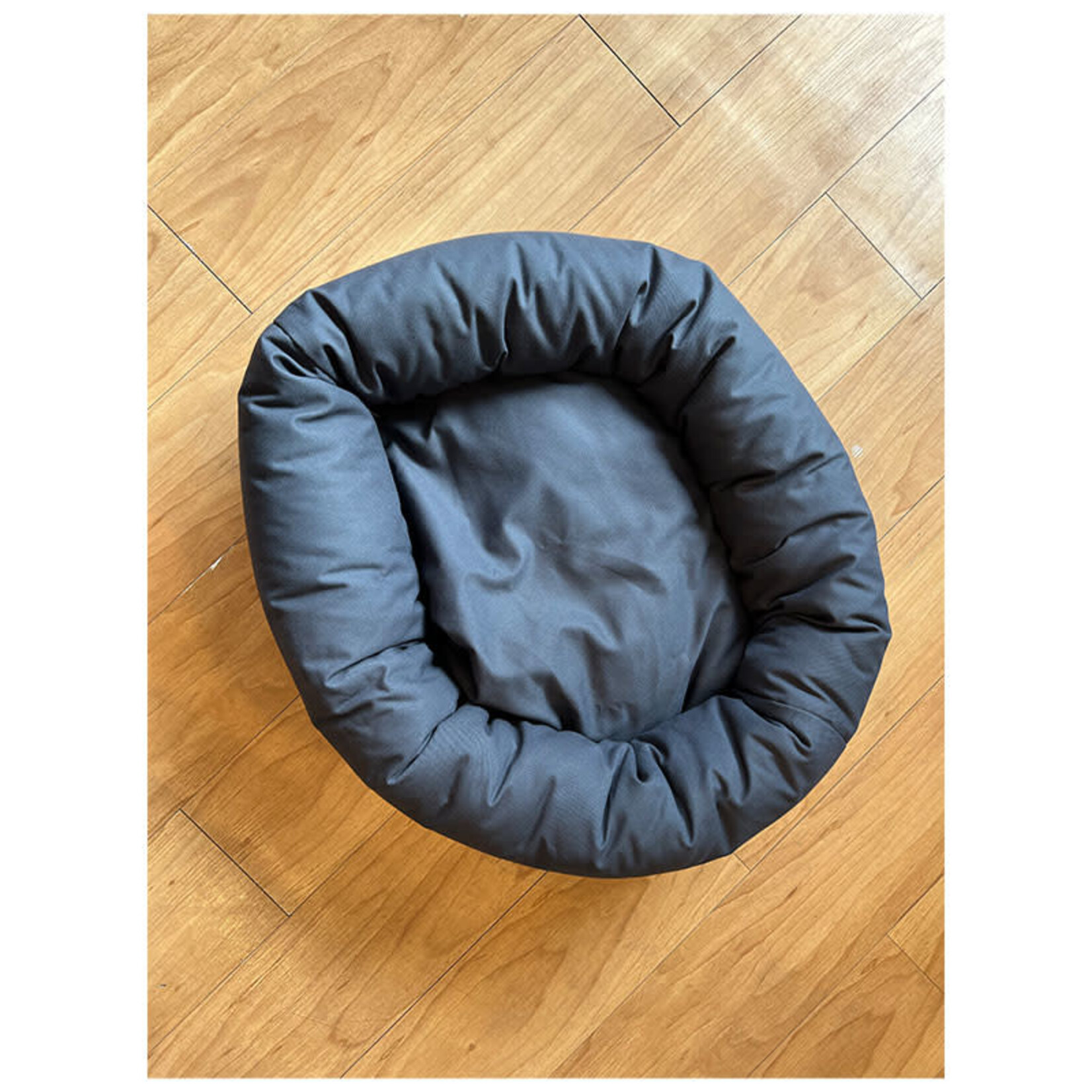 Aviva Designs Ltd. Aviva Designs - Oval Donut Bed - Slate