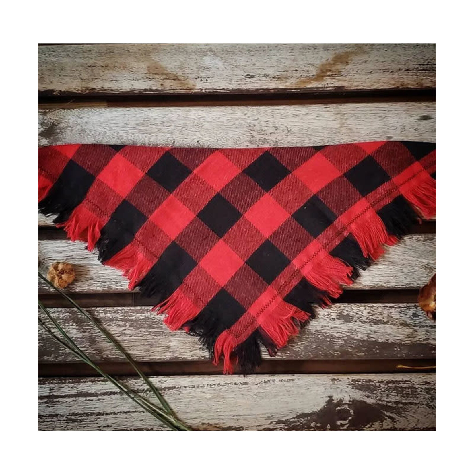 Mr. Bizous - Buffalo Plaid Bandana