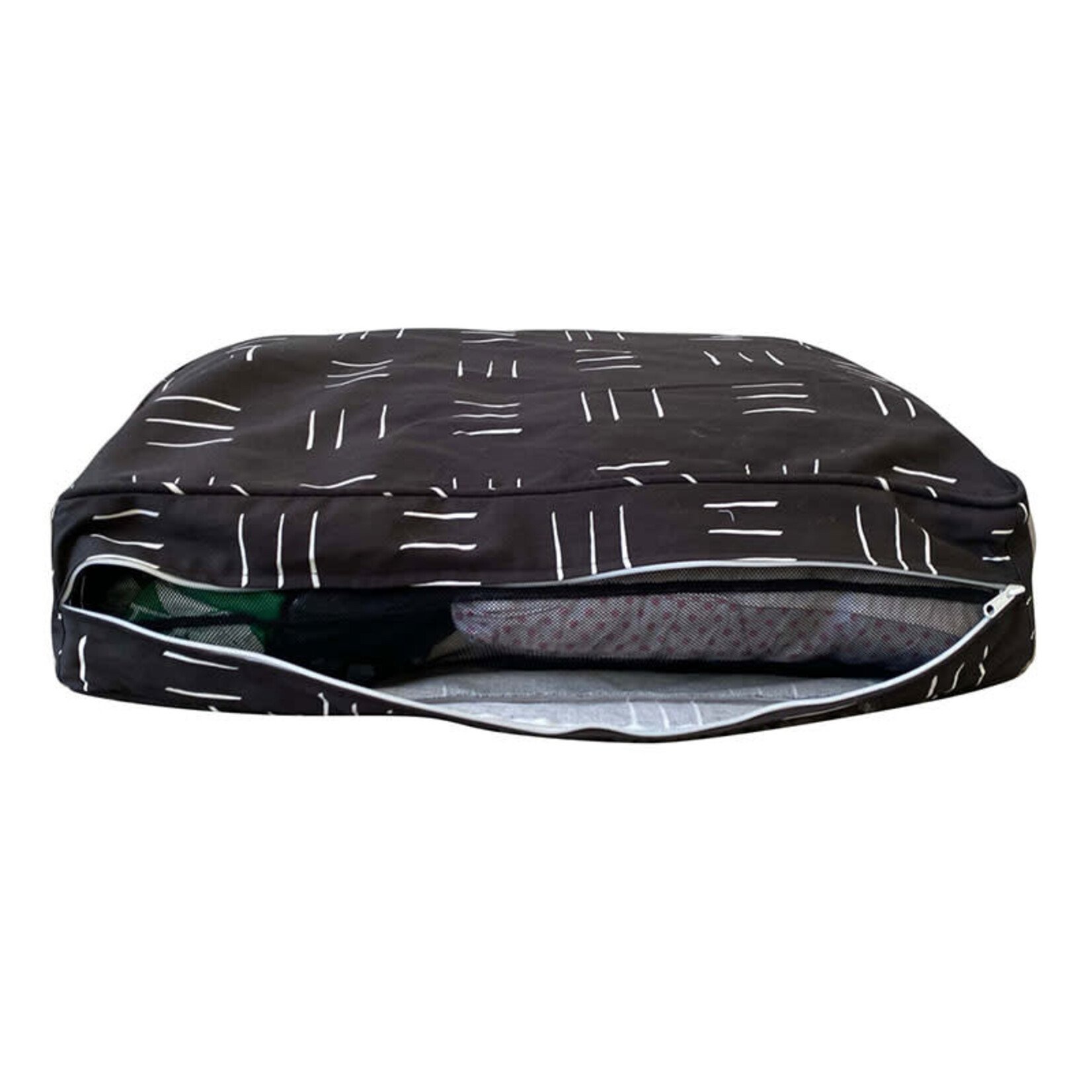 Molly Mutt - Dog Bed Cover - Dreams
