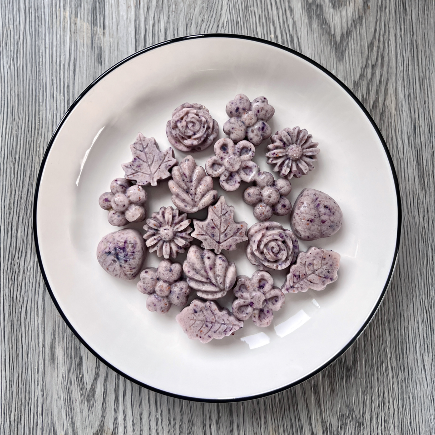 Big Country Raw Big Country Raw Silicone Treat Mold - Small Grey