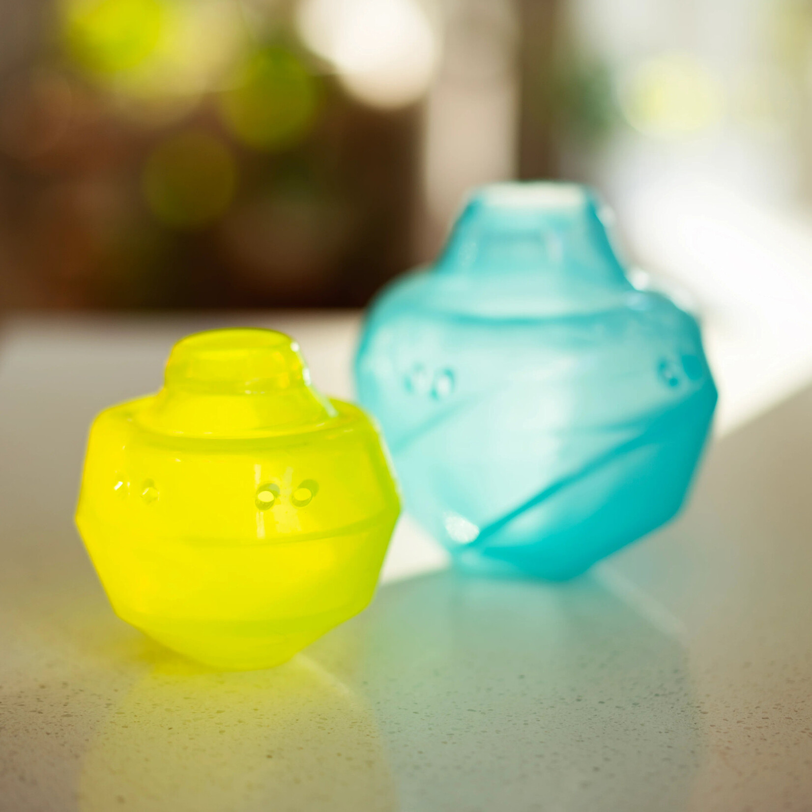 Totally Pooched - Stuff'n Wobble Ball - 3" - Green