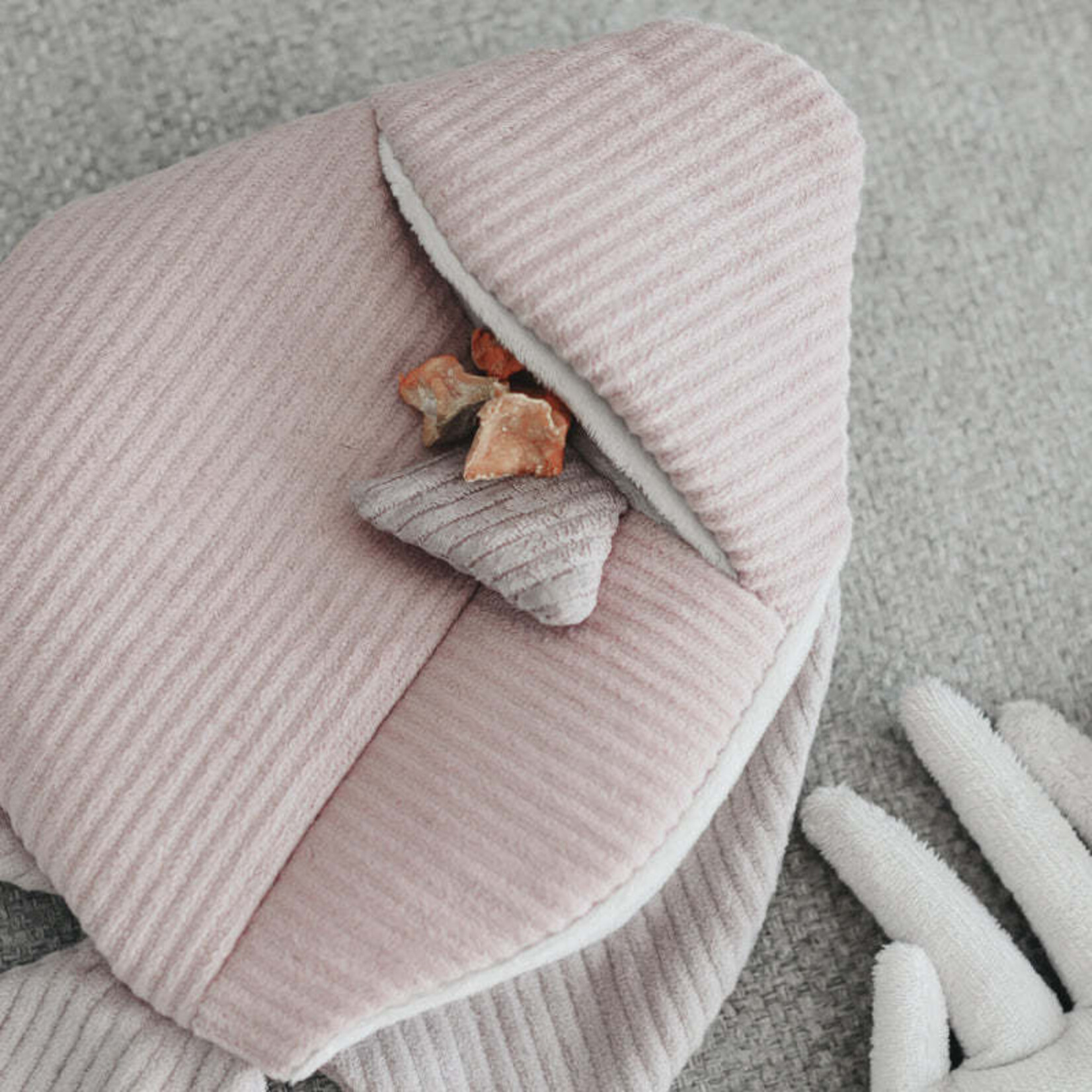 Lambwolf.co - Snuffle Poisson-ange