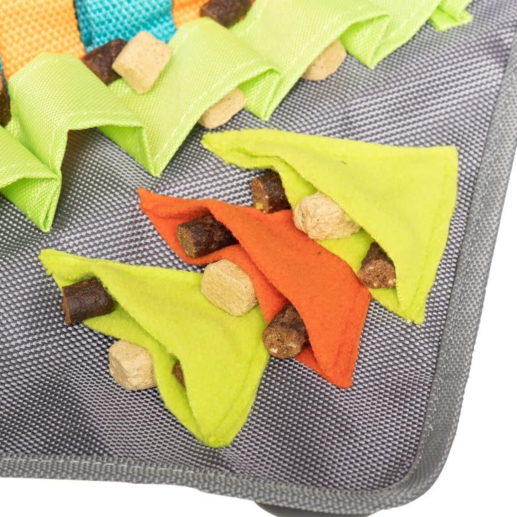 Messy Mutt - Snuffle Mat with lick mat  - 16" x 16"