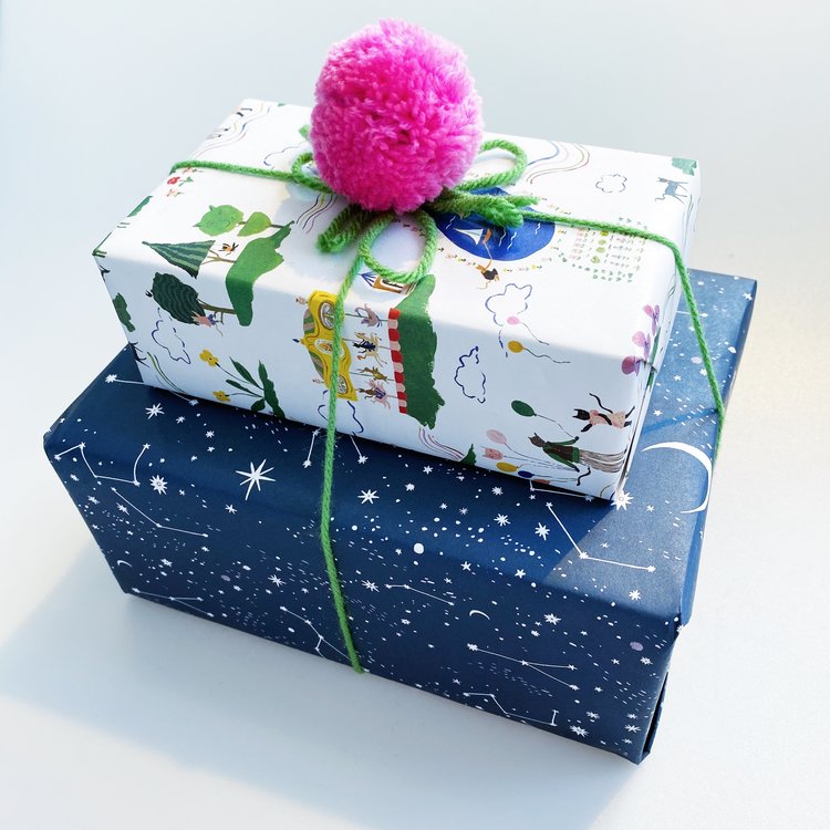 Wonder Fair Special Surprise Gift Wrapping / ONE GIFT