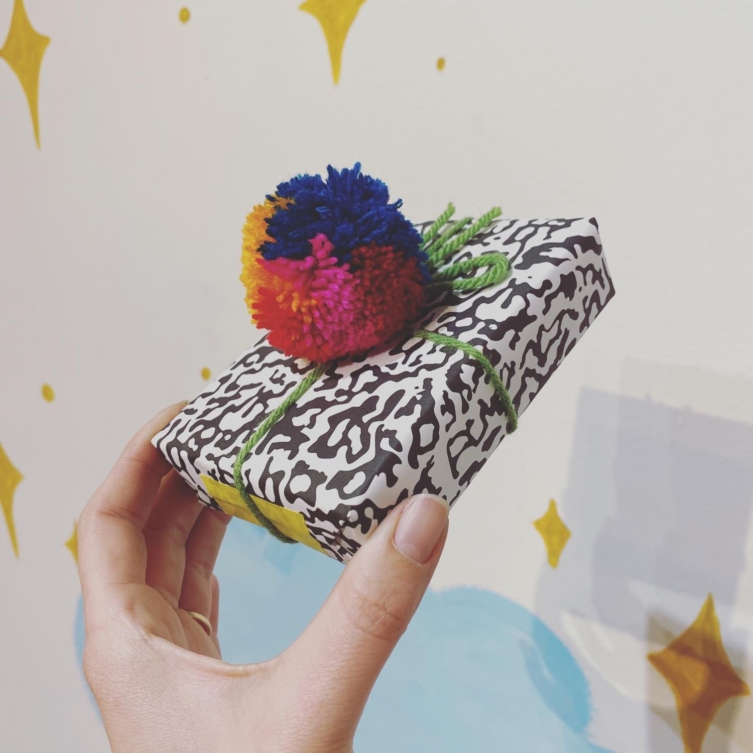 Wonder Fair Special Surprise Gift Wrapping ONE GIFT