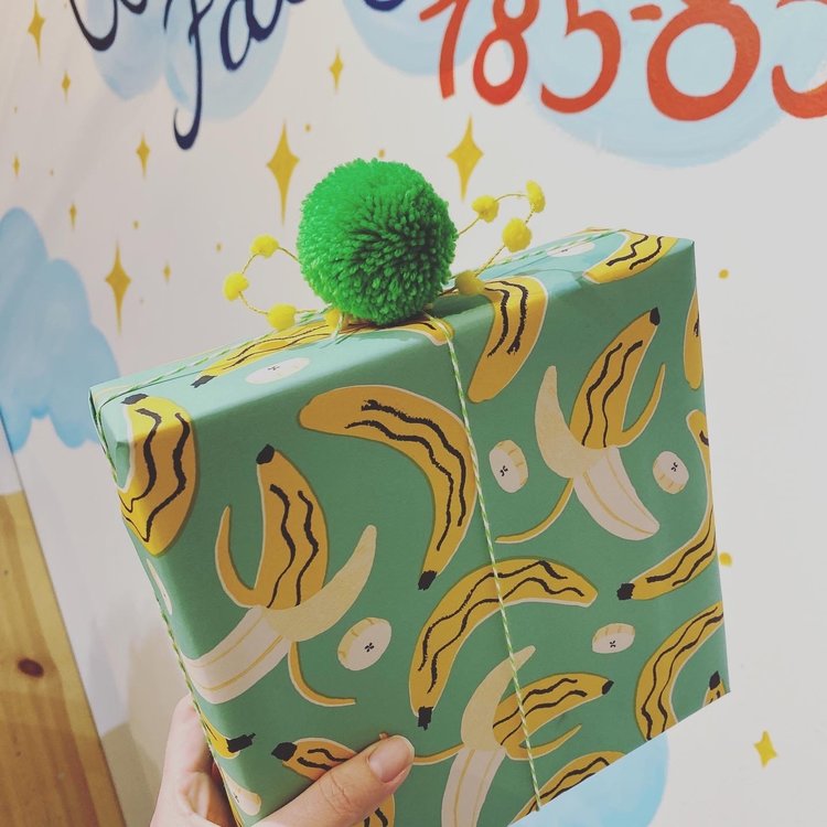 Wonder Fair Special Surprise Gift Wrapping / ONE GIFT