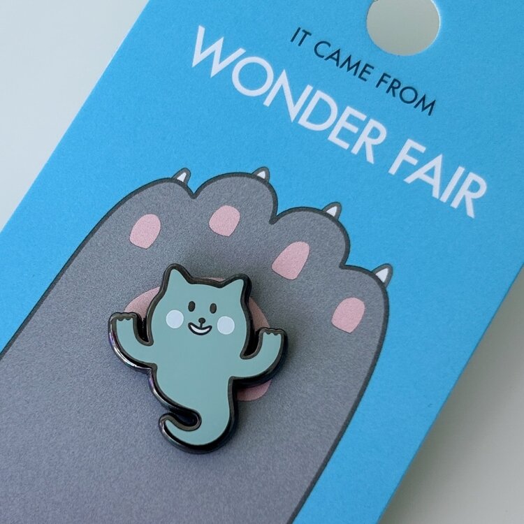Wonder Fair Wonder Friends Ghost Cat Enamel Pin