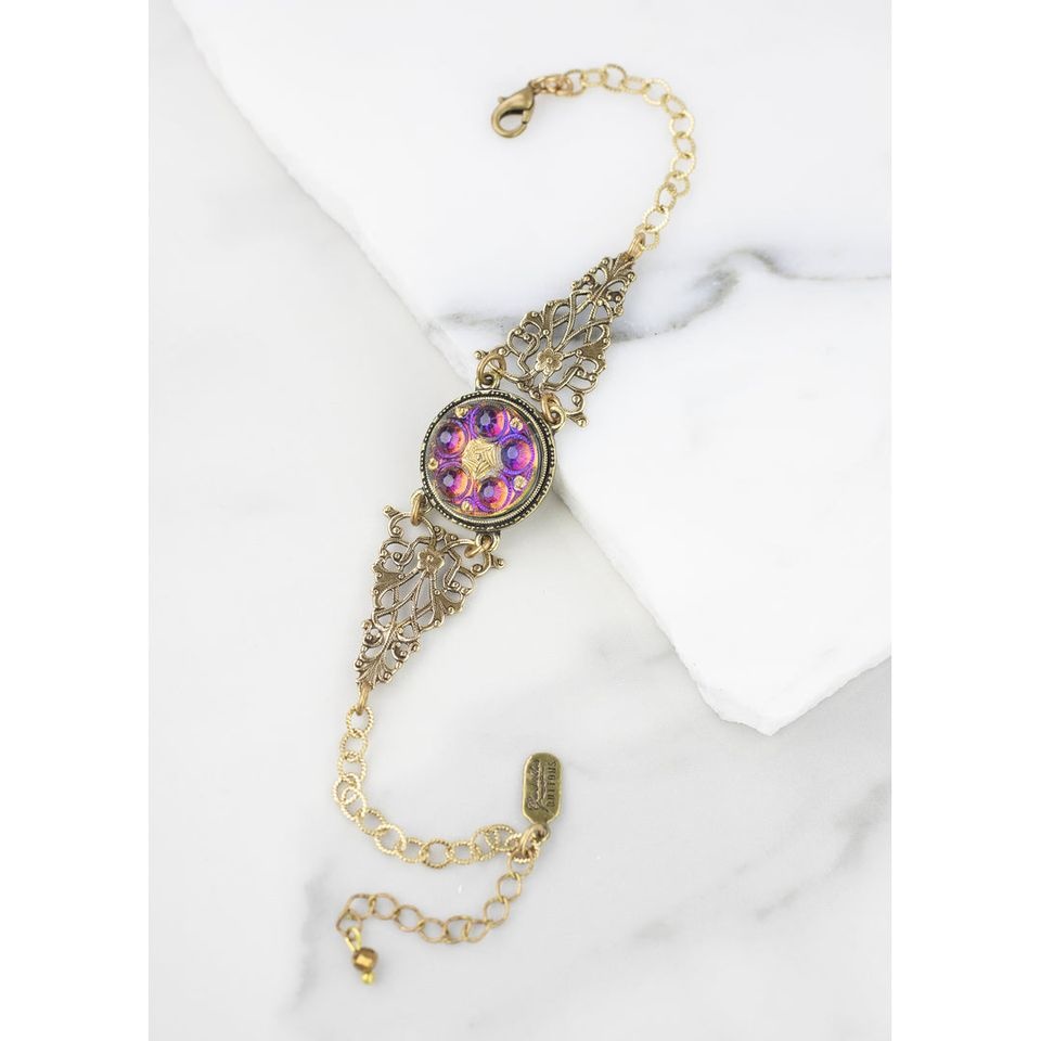 Grandmother's Buttons 002-B952B Heliotrope Bracelet Sofia's