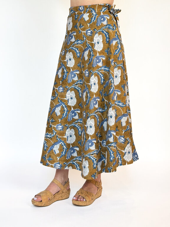 Rustic Passport Reversible Wrap Skirt Blue/Brown Floral