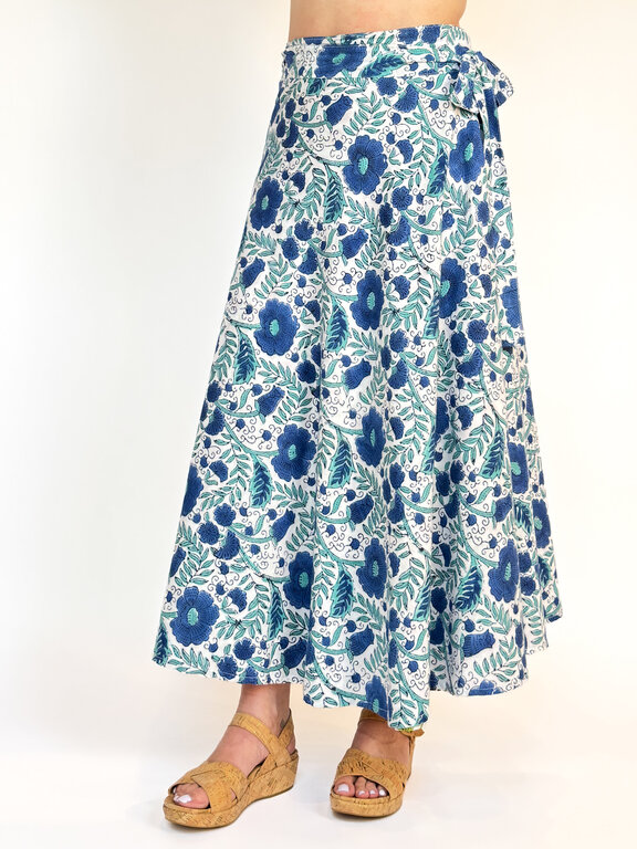 Rustic Passport Reversible Wrap Skirt  Red/Blue Floral
