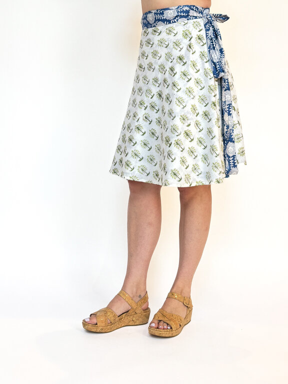 Rustic Passport Reversible Wrap Skirt Short