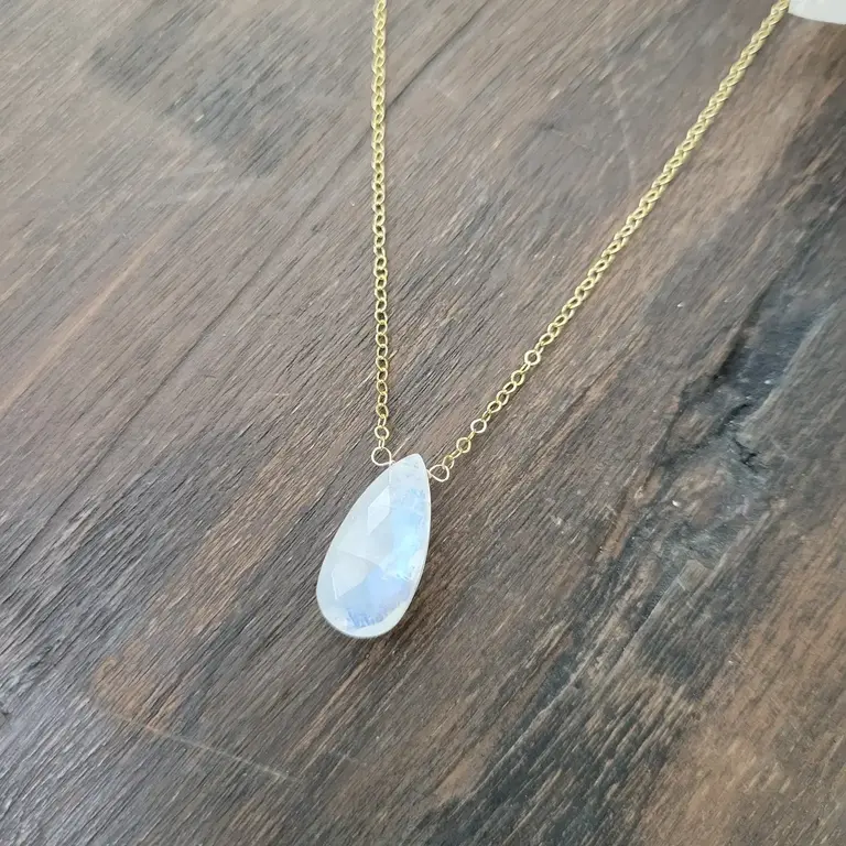 Leo Eleven Jewelry Moonstone Pendant Necklace