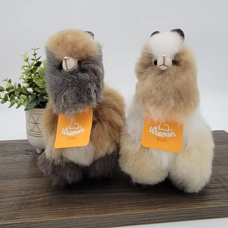 Wuaman Alpaca Classic Alpaca Stuffie 8"