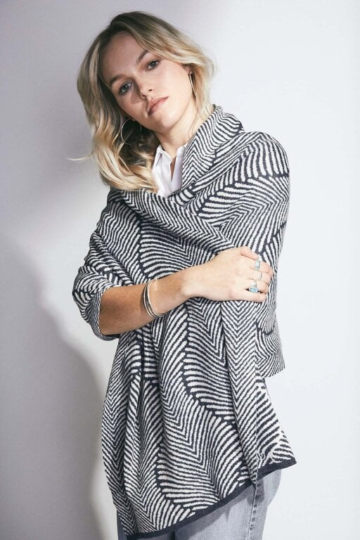 Liamolly Liamolly Forest Fern Wrap Indigo/cream