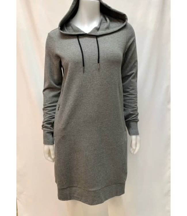 DRESS WITH INVISIBLE ZIPPER POCKETS WITH HOOD