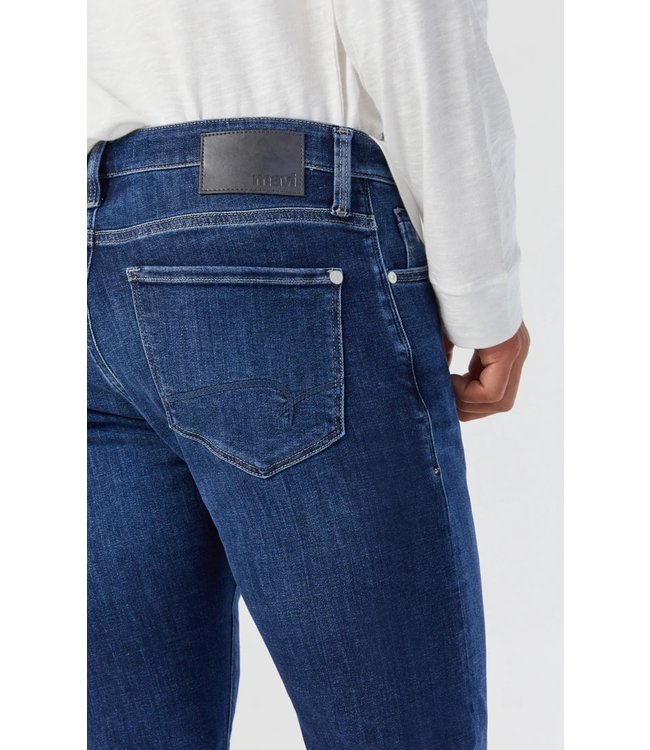 ZACH STRAIGHT LEG JEANS IN DARK USED BRUSHED FEATHER BLUE