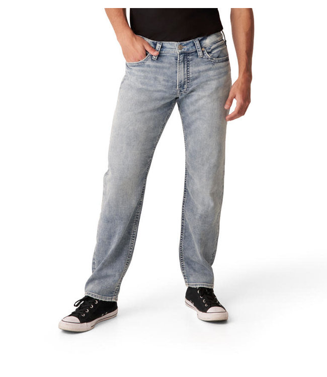 SILVER JEANS  EDDIE RELAXED FIT TAPERED LEG  30L