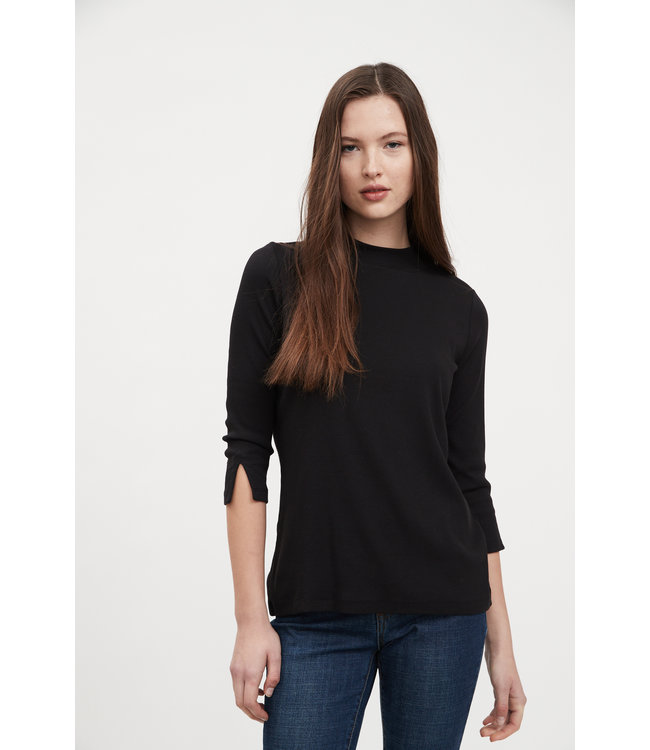 FDJ 3/4 Sleeve Mock Neck Top